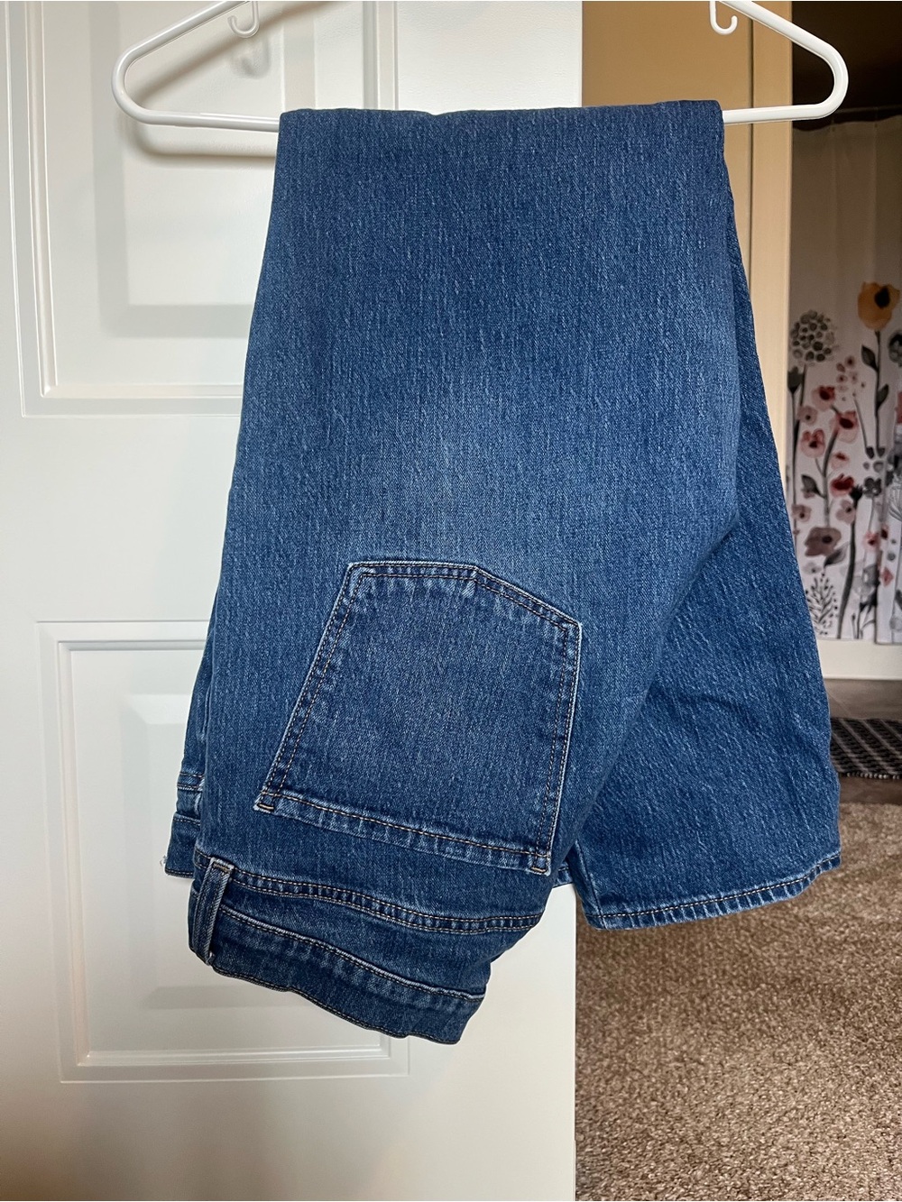 Women’s Blue Denim Jeans - Classic Straight Fit
